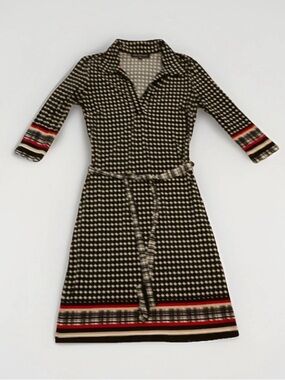 Mlle Gabrielle Black and White Patterned 3/4 Sleeve Belted Dress with Red Trim
